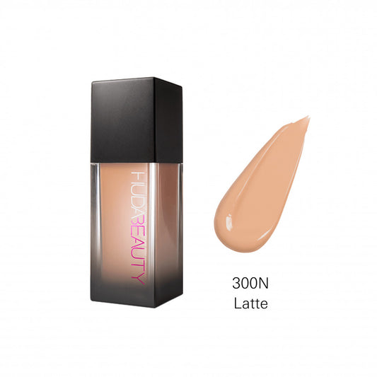 Huda - Base Faux Filter - Color: Latte 300N